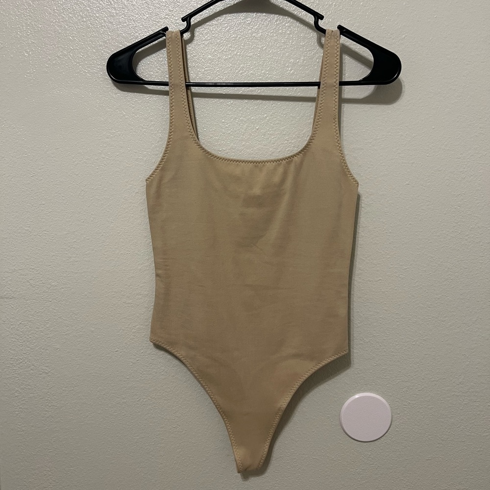 Aritzia Wilfred Free Bodysuit